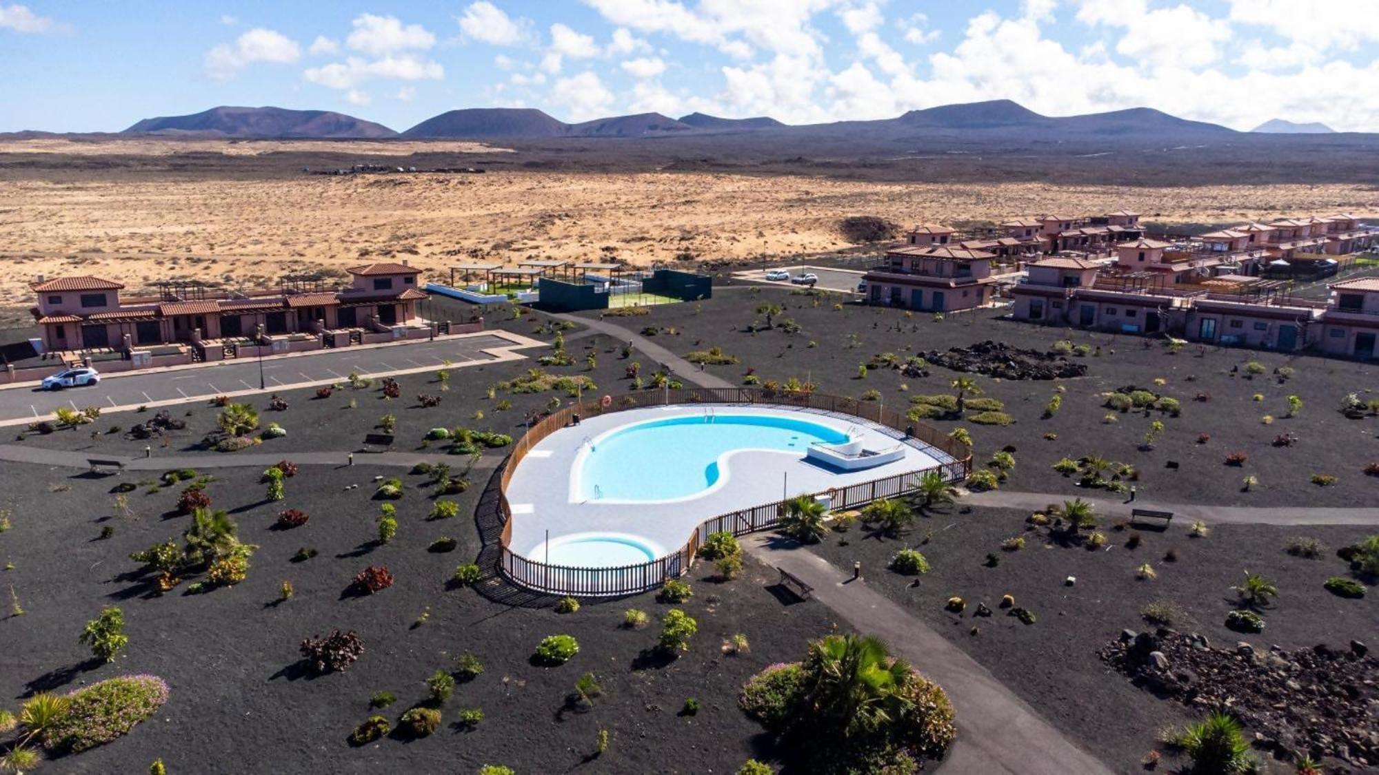 Villa Majanicho Con Piscina Lajares Exteriör bild