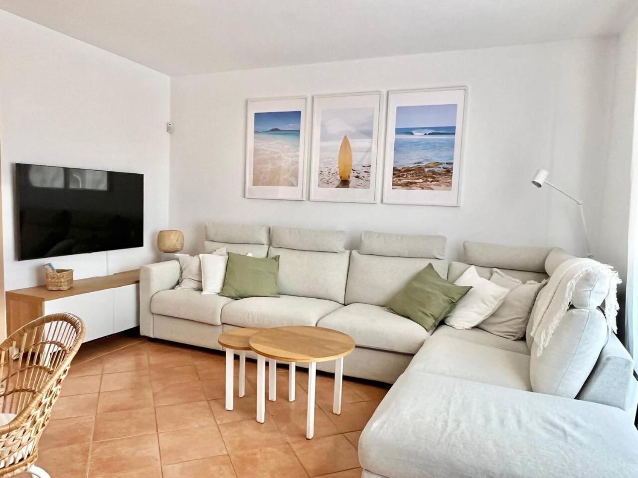 Villa Majanicho Con Piscina Lajares Exteriör bild